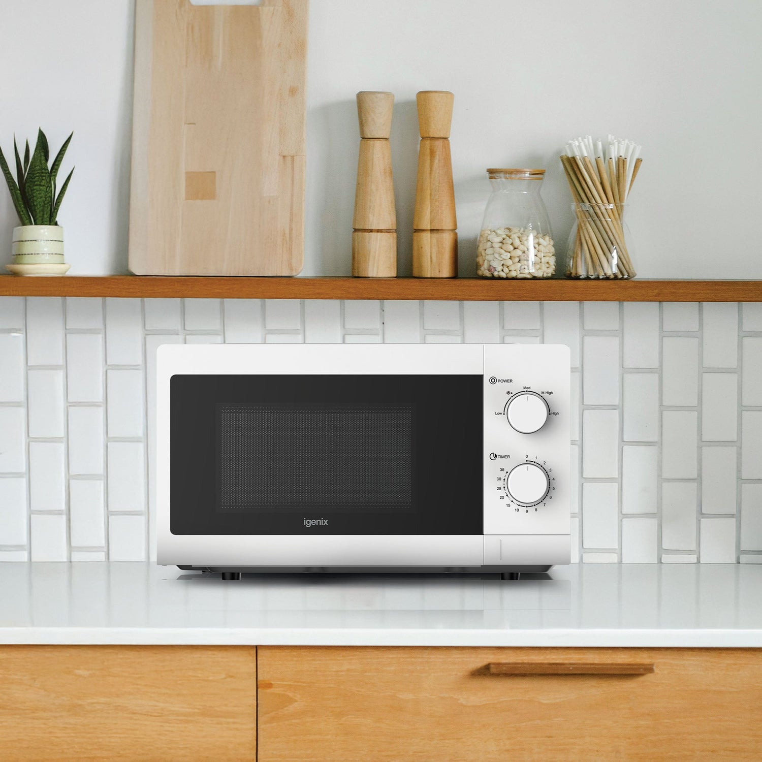 Manual Microwave, 20 Litre, 5 Power Settings, 700W, White IGMS09434W